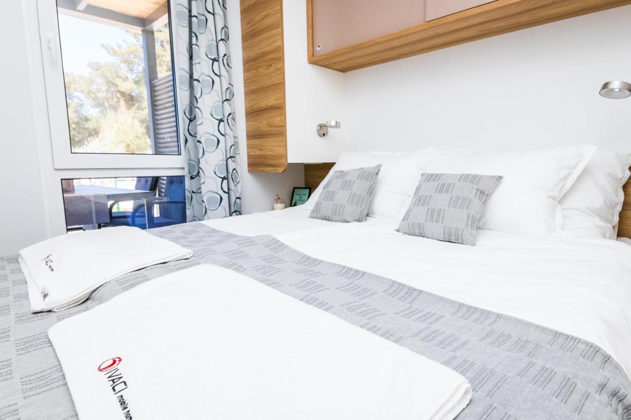 Luxury Mobile Homes Ivaci Rovinj Extérieur photo